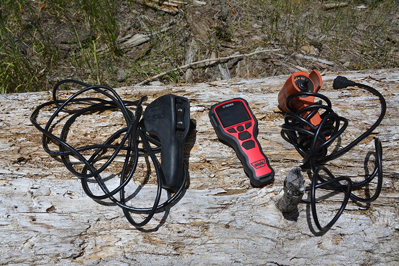 Winch controllers can be wired and wireless.
